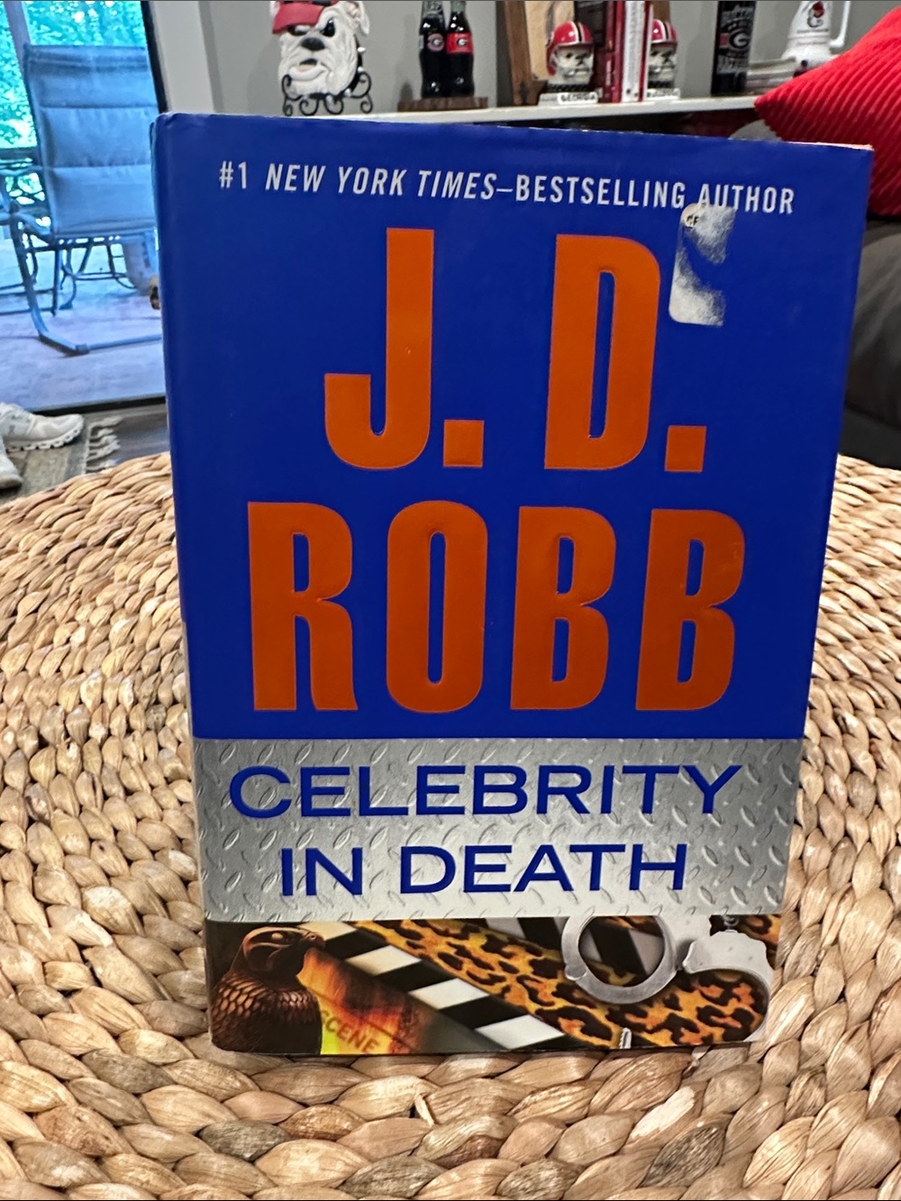 J.D. Robb — Celebrity in Death (Blue & Orange Hardcover)